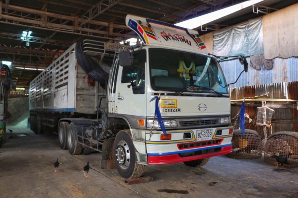 ขายหัวลากไฮเทคพร้อมลูกสามคาน