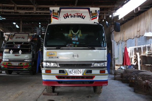 ขายหัวลากไฮเทคพร้อมลูกสามคาน