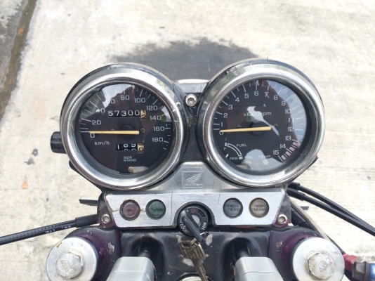 ขาย cb400 ปี 95 V.R สรรพสามิต ด่วนๆ สวยๆ 57000 คับ