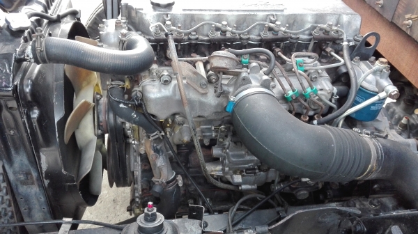 6 ล้อ ISUZU  NPR 120 แรงปี 44 ห้างแท้ยาว 5.ม. สวยทั้งคันพร้อมใช้