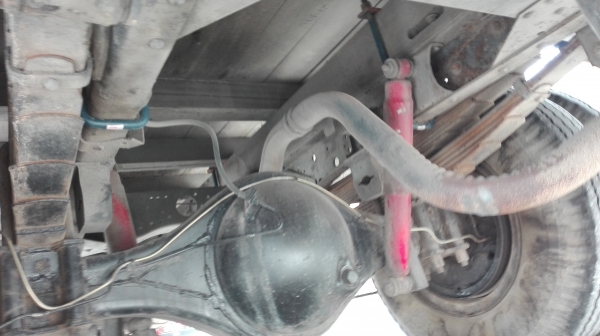 6 ล้อ ISUZU  NPR 120 แรงปี 44 ห้างแท้ยาว 5.ม. สวยทั้งคันพร้อมใช้