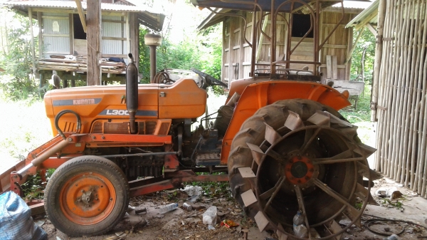 ขายตามสภาพ รถไถ 30 แรง คูโบต้า จอดนาน  3 ปี