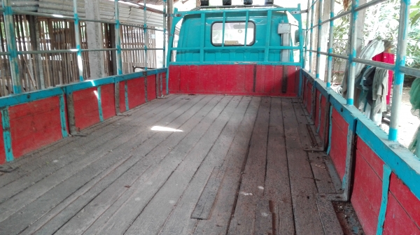 6 ล้อ ISUZU nkr 110 แรงห้างแท้ปี 32 เกียยาวหัวยกได้ยางใหม่ทั้งหกเส้น