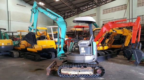 ขาย รถขุด KOBELCO รุ่น SK25SR มือสองญี่ปุ่น ขนาดเทียบเท่า PC25ทำงานไว ปั้มนิ้ว สลัก บูท เอวแน่น 100\% สวยพร้อมใช้งาน  มือถือ/LINE ID : 0818753444