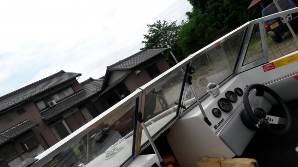 มาอีกแล้วครับ เรือ 15 ฟุต ใหม่กริ๊บบ!! จอดเก็บ5555 ปีอาจจะเก่า แต่สภาพเหมือนใหม่ ของญี่ปุ่น จัดโปรครับ 179,999฿ เองครับ สนใจวางมัดจำเลยครับ ‪#&lrm;สนใจสอบถาม‬ โทร. 081-4047671 คุณนรินทร์