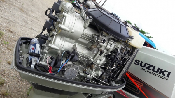 มาอีกแล้วครับ เรือ 15 ฟุต ใหม่กริ๊บบ!! จอดเก็บ5555 ปีอาจจะเก่า แต่สภาพเหมือนใหม่ ของญี่ปุ่น จัดโปรครับ 179,999฿ เองครับ สนใจวางมัดจำเลยครับ ‪#&lrm;สนใจสอบถาม‬ โทร. 081-4047671 คุณนรินทร์