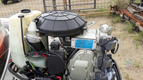 มาอีกแล้วครับ เรือ 15 ฟุต ใหม่กริ๊บบ!! จอดเก็บ5555 ปีอาจจะเก่า แต่สภาพเหมือนใหม่ ของญี่ปุ่น จัดโปรครับ 179,999฿ เองครับ สนใจวางมัดจำเลยครับ ‪#&lrm;สนใจสอบถาม‬ โทร. 081-4047671 คุณนรินทร์