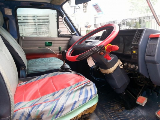 ขายรถโดยสาร 115แรง รถสวยสภาพดี แอร์ เครื่องเสียง ยางดี เอกสารถูกต้อง เล่มทะเบียนพร้อมโอน ราคา430,000 สนใจโทร 090-8588220คุณนะ 093-3258446คุณบิว หรือเข้าดูสินค้าอื่นๆได้ที่ www.narong2truck.com หรือ www.truck.in.th/498 หรือเพจFacebook ณรงค์ ซื้อขายรถมือสอง