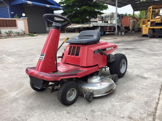 รถตัดหญ้านั่งขับ honda 3013 2ใบตัด เก่าญี่ปุ่น