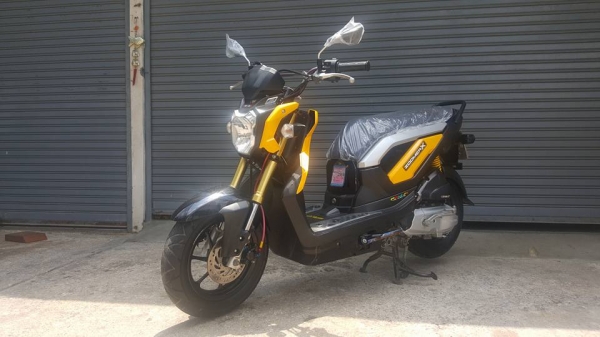 HONDA ZOOMER-X NEW 110 CC. หัวฉีดอัจฉริยะ PGM-FI ฟรีค่าโอน