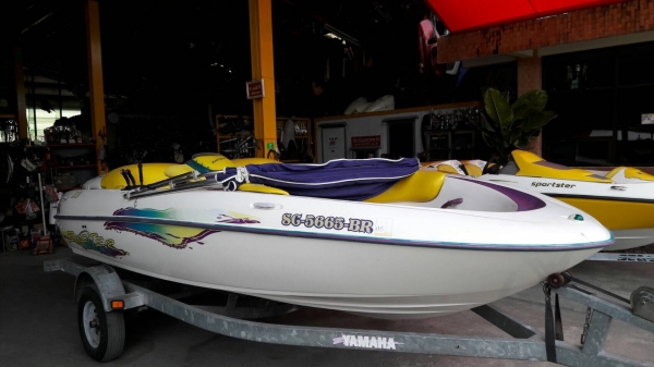 จัดโปรให้อีกหนึ่งลำ EXCiTER TWIN JET 220 เครื่อง YAMAHA1100 คู่ครับ เอาไปใช้เลยในราคาเพียง 249,999฿ เท่านั้น