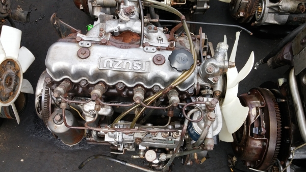 เครื่องยนต์ อิซูสุ c190เครื่องสวยมาก พร้อมใช้