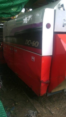 ขาย--รถเกี่ยวคูโบต้า +เทเลอร์ลาก พร้อมใช้งาน