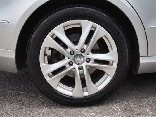 ออกศูนย์Benz ตัวTop Panoramic Sunroof สภาพสวยพร้อมใช้ค่ะ ออกศูนย์Benz ตัวTop Panoramic Sunroof สภาพสวยพร้อมใช้ค่ะ