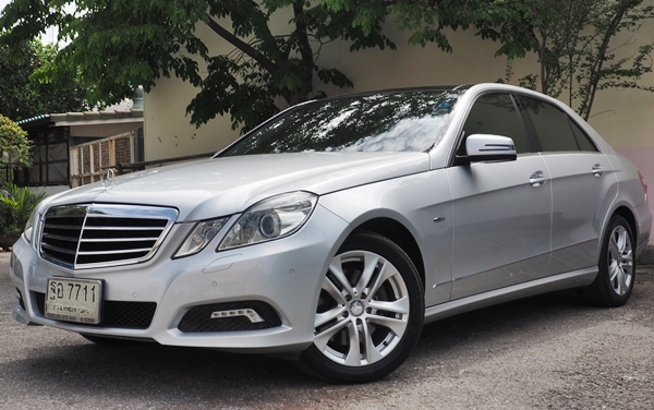 ออกศูนย์Benz ตัวTop Panoramic Sunroof สภาพสวยพร้อมใช้ค่ะ