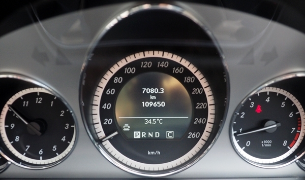 ออกศูนย์Benz ตัวTop Panoramic Sunroof สภาพสวยพร้อมใช้ค่ะ ออกศูนย์Benz ตัวTop Panoramic Sunroof สภาพสวยพร้อมใช้ค่ะ