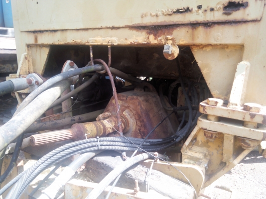 ขายรถเกรด CHAMPION ราคา 120000 เครื่องมียกลงอยู่ข้างนอก