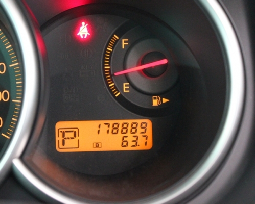 มือเดียว ไม่แก๊ส เข้าศูนย์เป๊ะ ภายในกว้างนั่งสบาย