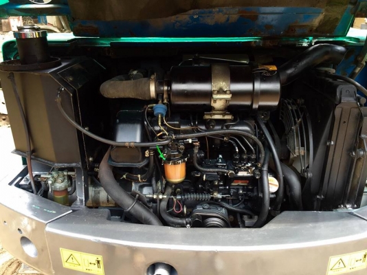 KOBELCO SK032 ขนาดเทียบเท่าPC-35 (ใส่แทรคเหล็กใหม่) (มีVDOให้ชม) สนใจติดต่อ085-5632278 (ราคาต่อรองได้)