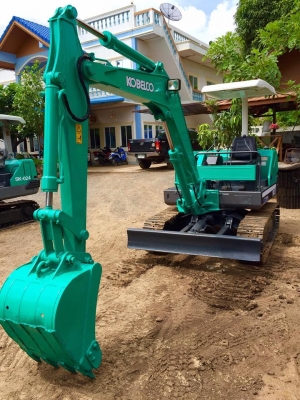 KOBELCO SK032 ขนาดเทียบเท่าPC-35 (ใส่แทรคเหล็กใหม่) (มีVDOให้ชม) สนใจติดต่อ085-5632278 (ราคาต่อรองได้) KOBELCO SK032 ขนาดเทียบเท่าPC-35 (ใส่แทรคเหล็กใหม่) (มีVDOให้ชม) สนใจติดต่อ085-5632278 (ราคาต่อรองได้)