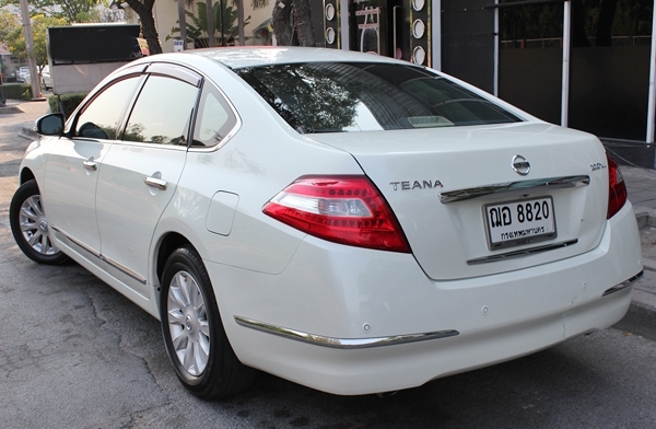 รถมือเดียว สีขาวจากโรงงาน สภาพสวยพร้อมใช้ ไม่เคยติดแก๊ส รถมือเดียว สีขาวจากโรงงาน สภาพสวยพร้อมใช้ ไม่เคยติดแก๊ส