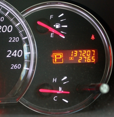 รถมือเดียว สีขาวจากโรงงาน สภาพสวยพร้อมใช้ ไม่เคยติดแก๊ส รถมือเดียว สีขาวจากโรงงาน สภาพสวยพร้อมใช้ ไม่เคยติดแก๊ส