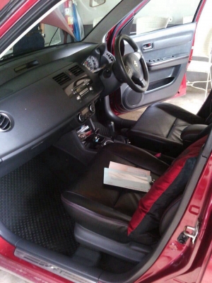 ขายด่วน zusuki swift 2011 1.5 ตัวท้อปวิ่ง130000