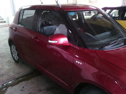 ขายด่วน zusuki swift 2011 1.5 ตัวท้อปวิ่ง130000