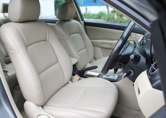 รถสวยพร้อมใช้ ขับดีมาก ราคาเบาๆ ปี 2006 รถสวยพร้อมใช้ ขับดีมาก ราคาเบาๆ ปี 2006