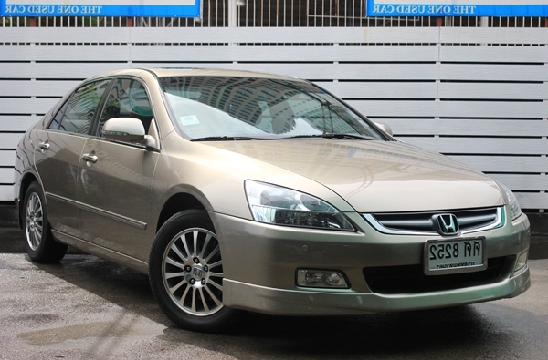 วิ่ง 7x,xxxแท้ ตัวTop มีSunroof มือเดียว พร้อมใช้ค่ะ วิ่ง 7x,xxxแท้ ตัวTop มีSunroof มือเดียว พร้อมใช้ค่ะ