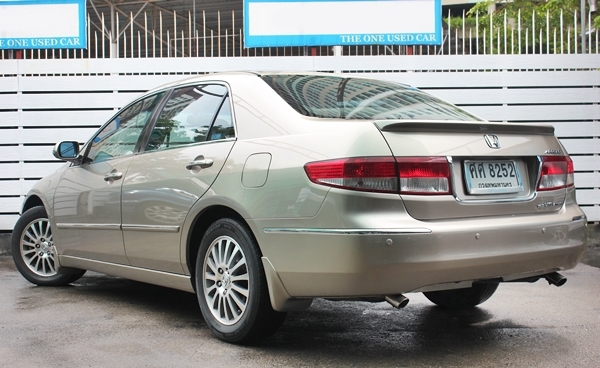 วิ่ง 7x,xxxแท้ ตัวTop มีSunroof มือเดียว พร้อมใช้ค่ะ วิ่ง 7x,xxxแท้ ตัวTop มีSunroof มือเดียว พร้อมใช้ค่ะ