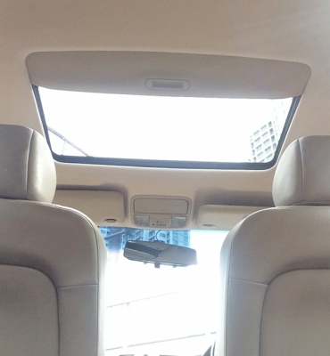 วิ่ง 7x,xxxแท้ ตัวTop มีSunroof มือเดียว พร้อมใช้ค่ะ วิ่ง 7x,xxxแท้ ตัวTop มีSunroof มือเดียว พร้อมใช้ค่ะ