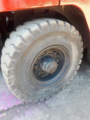 ขายถูก ฟอล์คลิฟท์ TCM 2.5t. ดีเชล เครื่องดี อุปกรณ์ครบ