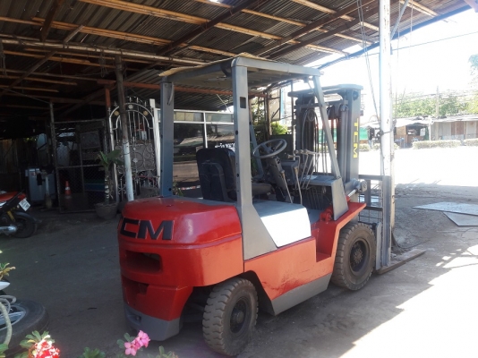 ขายถูก ฟอล์คลิฟท์ TCM 2.5t. ดีเชล เครื่องดี อุปกรณ์ครบ