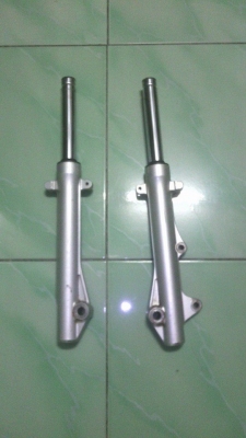 ขายโช็คหน้าแอร์เบรดไม่รั่วไม่ซึม