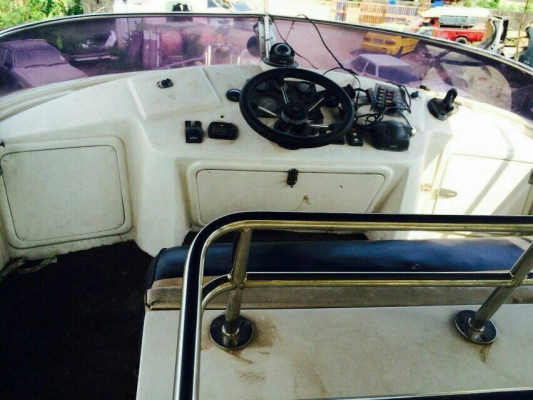 โปรโมชั่นครับ เรือใหญ่ จอดนาน ขายเอาตังค์คืนยอมขาดทุน เรือยาว 27 กว่าๆ เครื่องวอลโว่ แพนต้าดีเซล เทอร์โบ อินเตอร์คูลเลอร์ 300 ในราคา 699,000฿ เองครับ ‪#&lrm;สนใจสอบถาม‬ โทร. 081-4047671 คุณนรินทร์