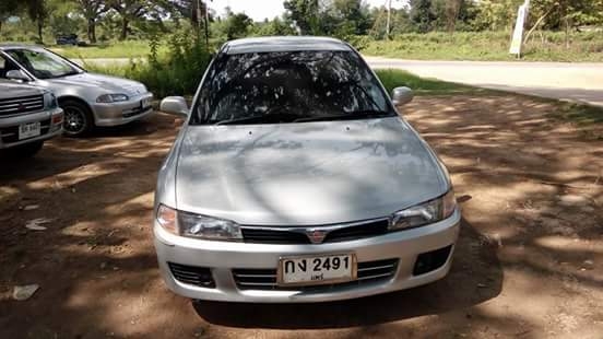 แลนเซอสวยๆ ตัวพิเศษลิมิเต็ด 1.8