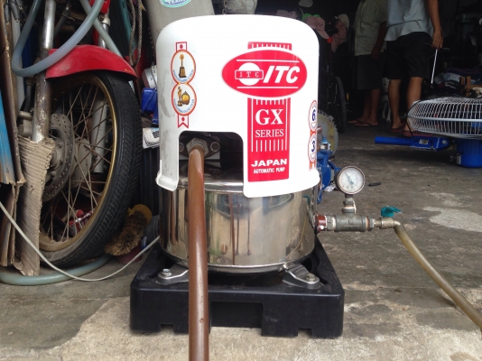 ขายปั้มน้ำอัตโนมัติ ITC (Hitachi) 150W ใส่ถังสแตนเลสของใหม่ ตรวจเช็คแรงดันเรียบร้อยแล้ว ไม่มีรั่วซึม พร้อมใช้งาน
