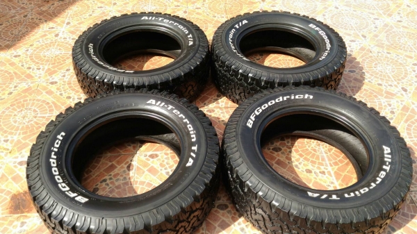 ขายยาง bf 265/65/17 ปี 13