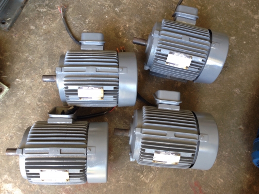 ( เหลือ 2 ตัวครับ )ขายมอเตอร์ Hitachi 1HP. 6Pole 940rpm. 380V รอบช้า หายากครับ วิ่งนิ่มเดิมๆ ทำสีใหม่ พร้อมใช้งาน มี 8ตัวครับ ( เหลือ 2 ตัวครับ )ขายมอเตอร์ Hitachi 1HP. 6Pole 940rpm. 380V รอบช้า หายากครับ วิ่งนิ่มเดิมๆ ทำสีใหม่ พร้อมใช้งาน มี 8ตัวครับ