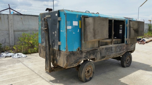 ขาย เครื่องปั๊มลม AIRMAN PDS655S แบบมีพ่วงลาก พร้อมใช้งาน ลมแรง เก่านอกครับ