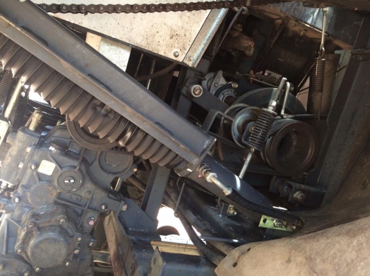 ขายรถเกี่ยวข้าว พร้อมเทรลเลอร์ KUBOTA DC70G ปี56 ใช้งาน1331ชม. รถสวยสภาพดี พร้อมใช้งาน เอกสารถูกต้อง เล่มทะเบียนพร้อมโอน ราคา550,000 สนใจโทร 090-8588220คุณนะ 093-3258446คุณบิว หรือเข้าดูสินค้าอื่นๆได้ที่ www.narong2truck.com หรือ www.truck.in.th/498 หรือเ