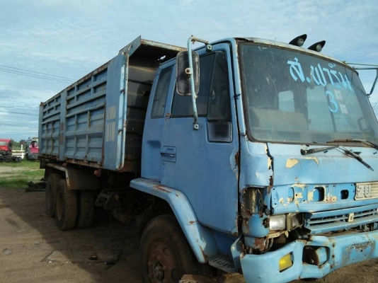 ขายรถดั้ม2เพลา ร็อกกี้FXZ เครื่อง195แรง เกียร์ZF ขายตามสภาพ เอกสารถูกต้อง เล่มทะเบียนพร้อมโอน ราคา450,000 สนใจโทร 090-8588220คุณนะ 093-3258446คุณบิว หรือเข้าดูสินค้าอื่นๆได้ที่ www.narong2truck.com หรือ www.truck.in.th/498 หรือเพจFacebook ณรงค์ ซื้อขายรถม