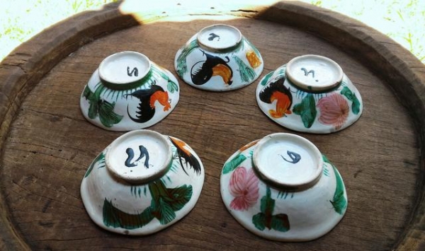 ถ้วยตราไก่โบราณ ของชาวบ้านแดนอีสาน น้ำเคลือบสวย ยกชุด 5ใบ