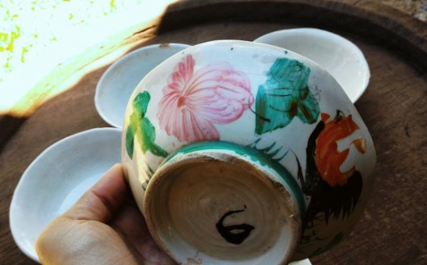 ถ้วยตราไก่โบราณ ของชาวบ้านแดนอีสาน น้ำเคลือบสวย ยกชุด 5ใบ