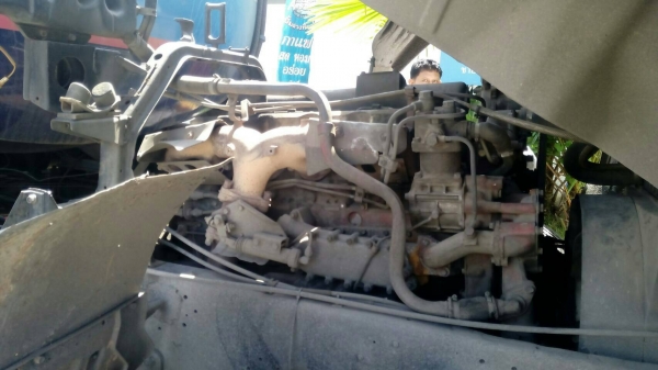 "950,000"ขายคับ 2เพา ฮีโน่ FM 2K EM100-220 บรรทุกน้ำมันโหลดล่าง5ช่อง 18,000ลิต สภาพดีเดิมๆสวย เครื่องดี แคชชีเดิมสวยตลอด ยางเต็ม พร้อมใช้