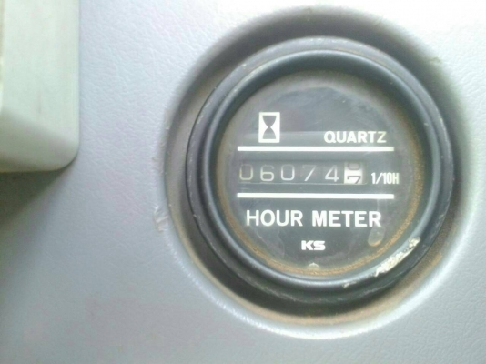 รถแมคโค KOBELCO  200 รุ่น 6  มีเล่มทะเบียนพร้อม