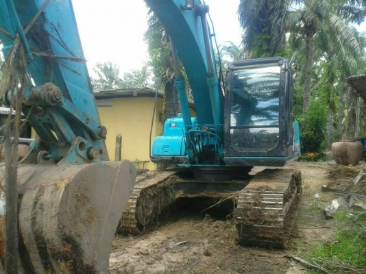 รถแมคโค KOBELCO  200 รุ่น 6  มีเล่มทะเบียนพร้อม