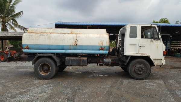 ขายรถ ISUZU Rocky FTR ปี.41 เครื่อง 6BD1 165แรงม้า เครื่องดี คัสซีสวย เกียร์ดี 6เกียร์เดินหน้า ช่วงล่างใหญ่ ยาง9.00ขอบ20 เบรคกึ่งทิฟฟี่ พวงมาลัยเพาเวอร์ ช่วงล้อ 4.20 เมตร รถพร้อมใช้งาน ทะเบียน ม.89 เอกสารพร้อมโอน ราคา. 285,000 บาท โทร.080-1085007 บอล ขายรถ ISUZU Rocky FTR ปี.41 เครื่อง 6BD1 165แรงม้า เครื่องดี คัสซีสวย เกียร์ดี 6เกียร์เดินหน้า ช่วงล่างใหญ่ ยาง9.00ขอบ20 เบรคกึ่งทิฟฟี่ พวงมาลัยเพาเวอร์ ช่วงล้อ 4.20 เมตร รถพร้อมใช้งาน ทะเบียน ม.89 เอกสารพร้อมโอน ราคา. 285,000 บาท โทร.080-1085007 บอล