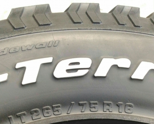 ขาย ยาง BF All 265/75/16 สวยๆ